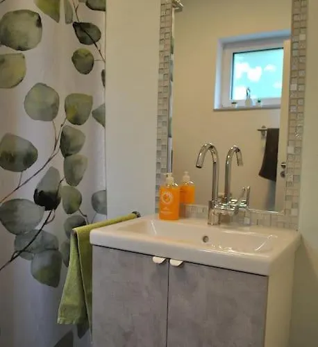 Modernes Doppelzimmer Rhoenblick 公寓 Friedewald (Hessen)